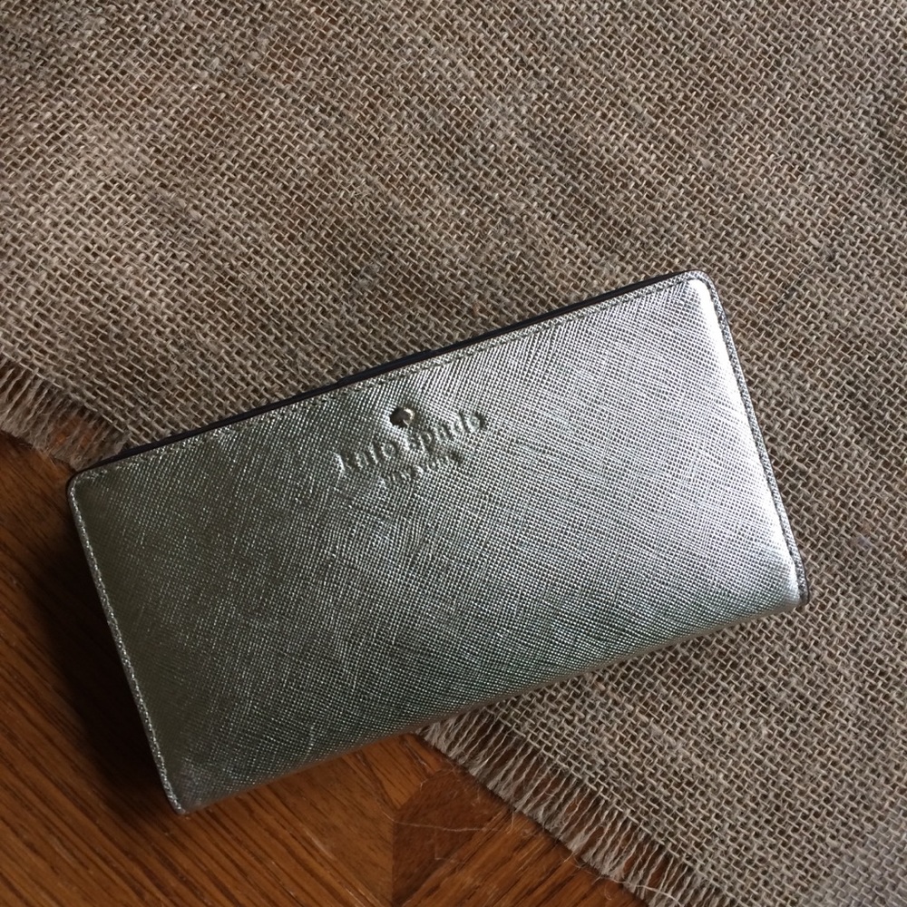 Kate Spade gold Stacy wallet